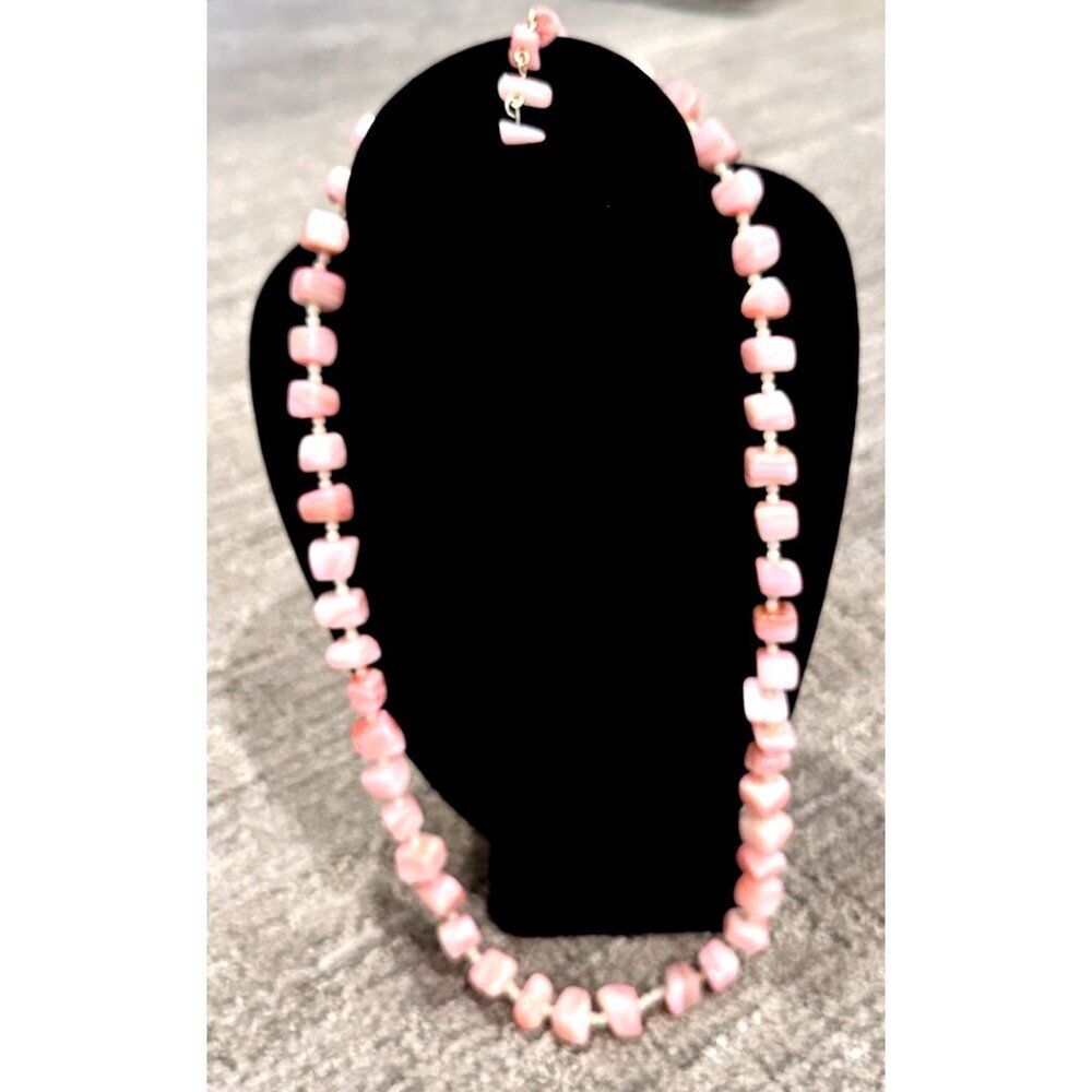 MCM PINK MARBLED CZECH MILK GLASS ABSTRACT BEAD 25-28" SINGLE STRAND NECKLACE EU